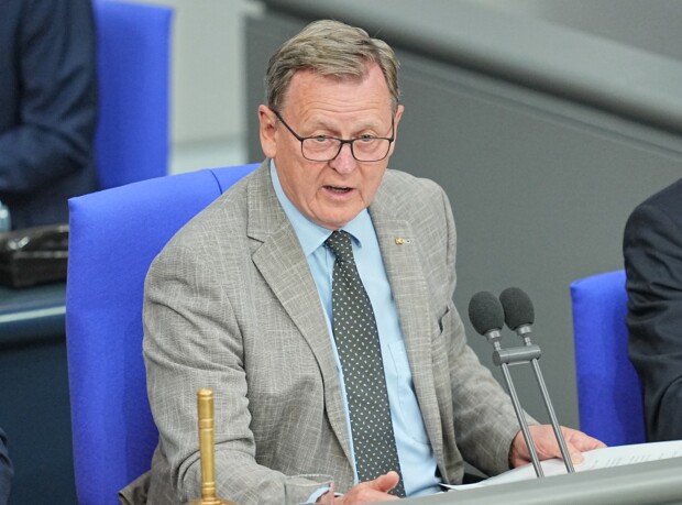 Ramelow fordert Kontrolle sozialer Medien