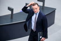 Chaos in der Koalition: CDU, CSU und SPD sagen Richterwahl ab